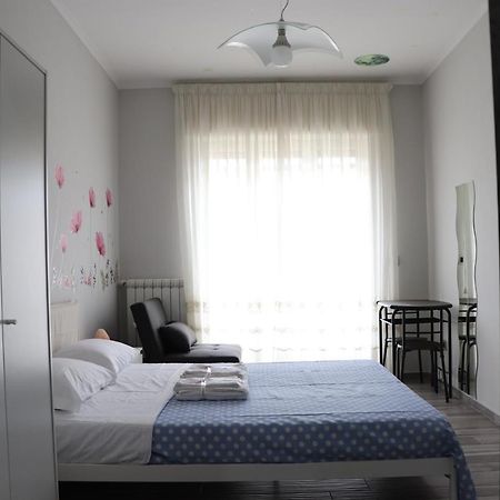B&B Francesco Fly Neapel Exterior foto